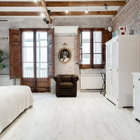 Lovely Loft Near Barcelona Center Exterior photo