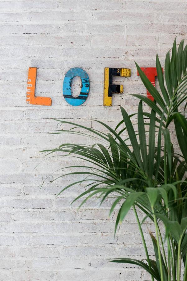Lovely Loft Near Center